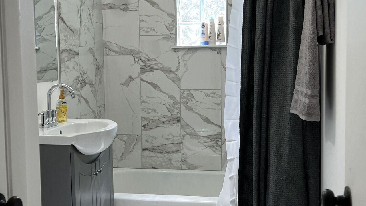 Photo of Bathroom in Mundelein