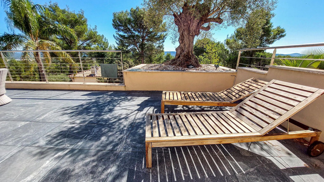 Photo of Others in Cuers