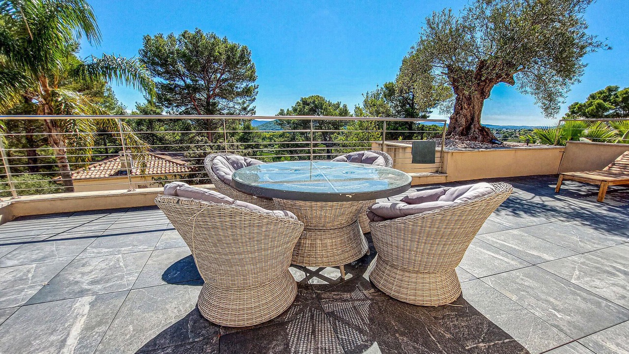 Photo of Others in Cuers