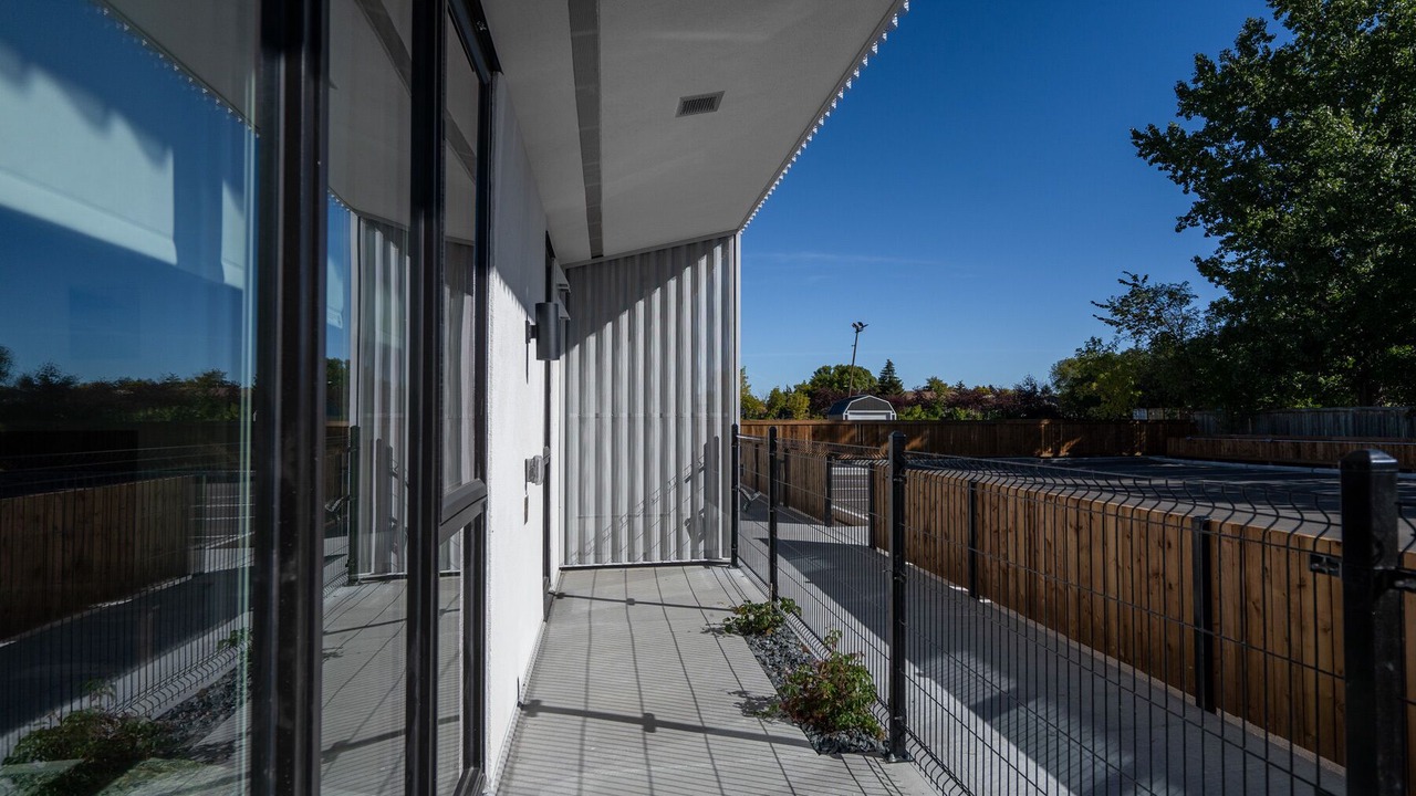 Photo of Patio Balcony in Birds Hill