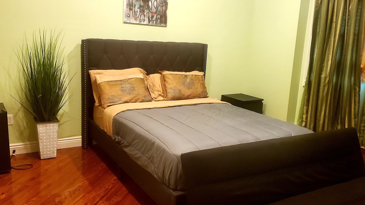 Photo of Bedroom in Little Ferry