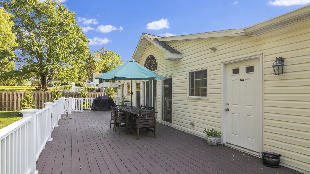 Photo of Outdoor in Fairland
