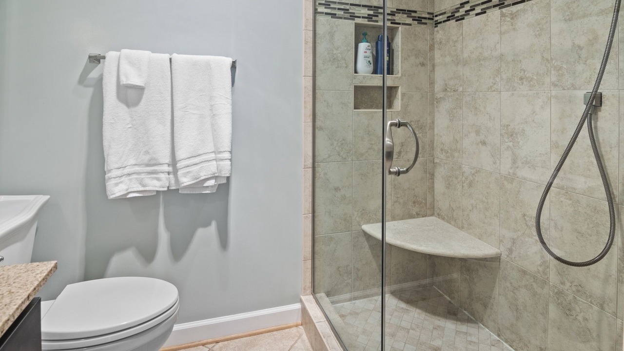 Photo of Bathroom in Fairland