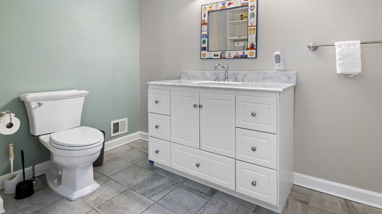 Photo of Bathroom in Fairland