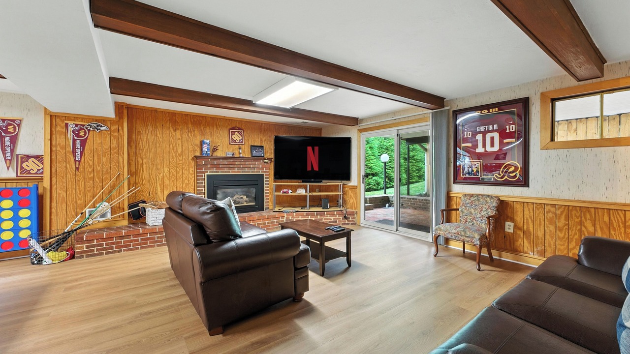 Photo of Livingroom in Fairland