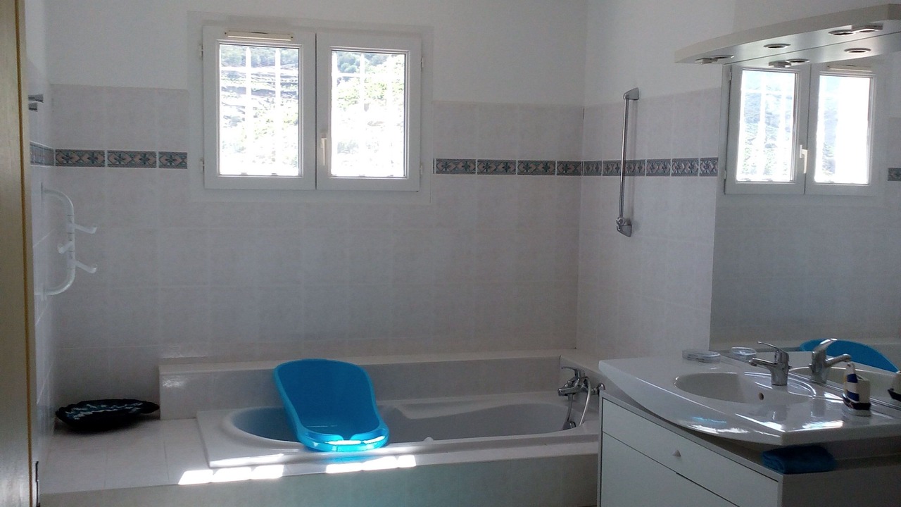 Photo of Bathroom in Banyuls-sur-Mer