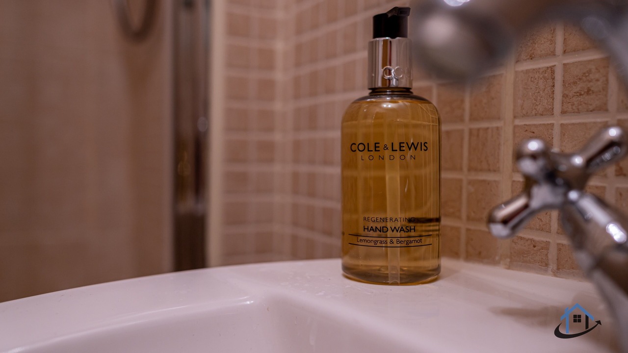 Photo of Bathroom in Caldecott