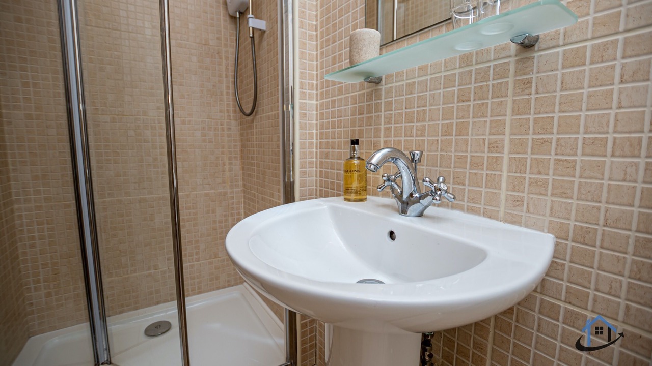 Photo of Bathroom in Caldecott