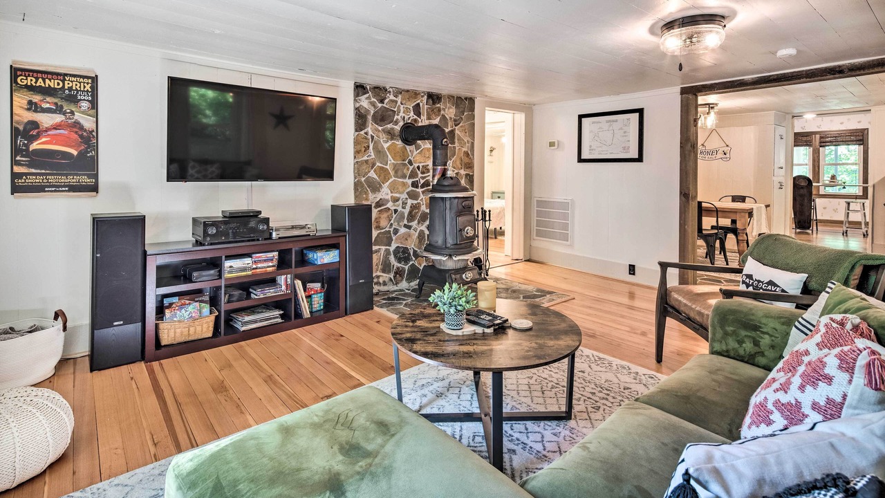 Photo of Bedroom in Skyland