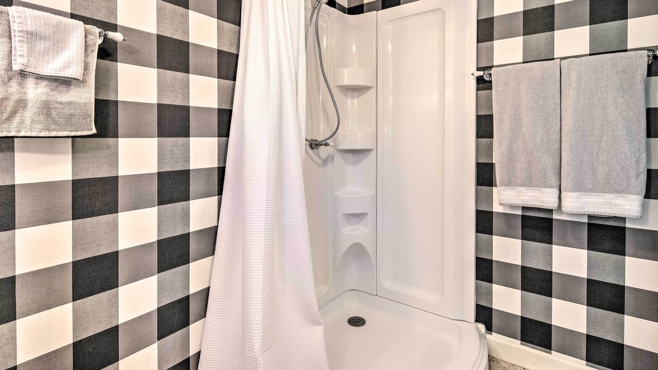 Photo of Bathroom in Skyland