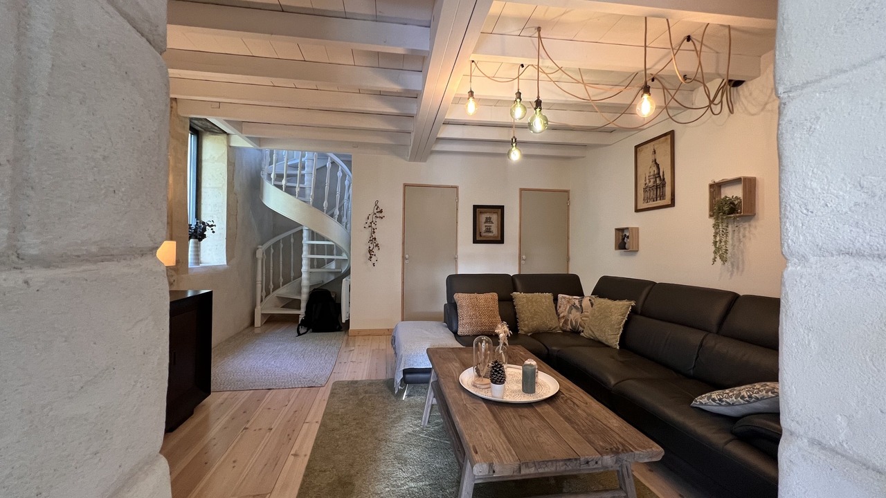 Photo of Livingroom in Saint-Michel-de-Fronsac