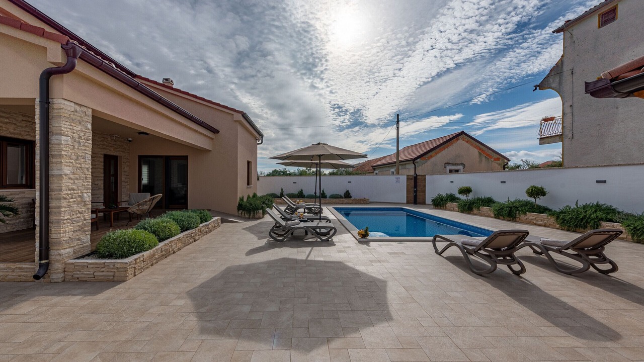 Photo of Outdoor in Lovinac