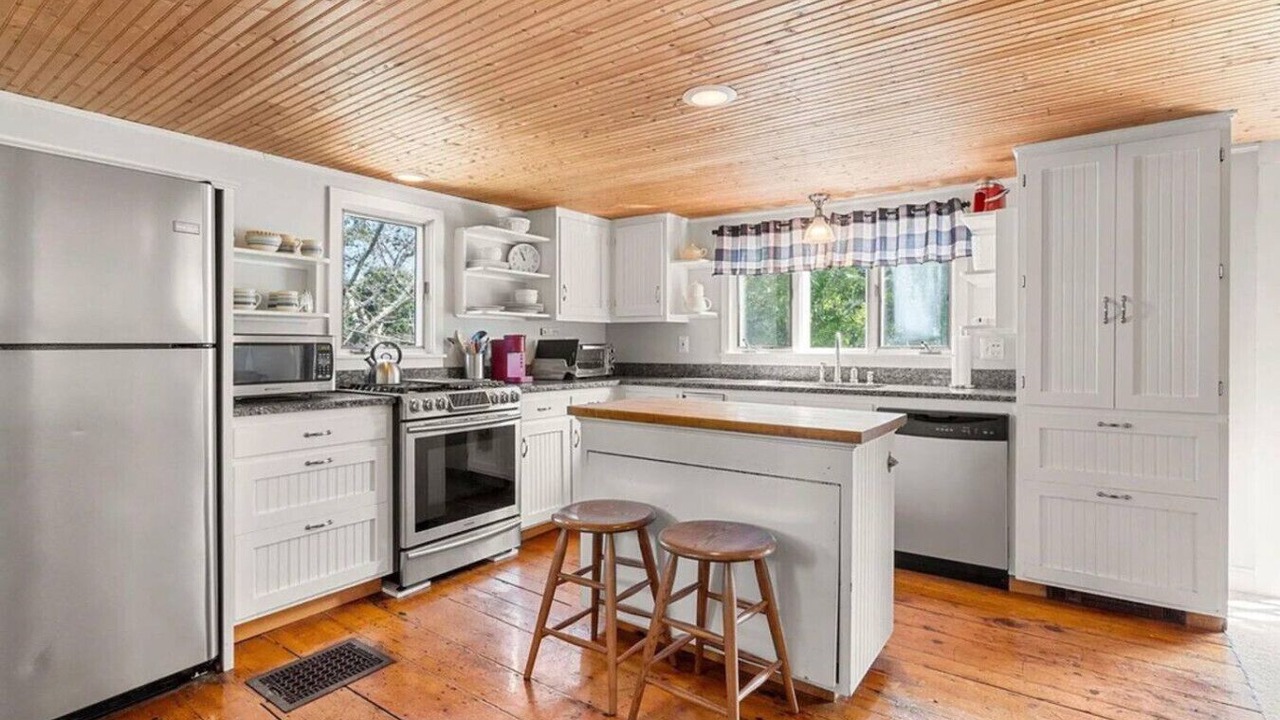 Photo of Others in Hampton Falls