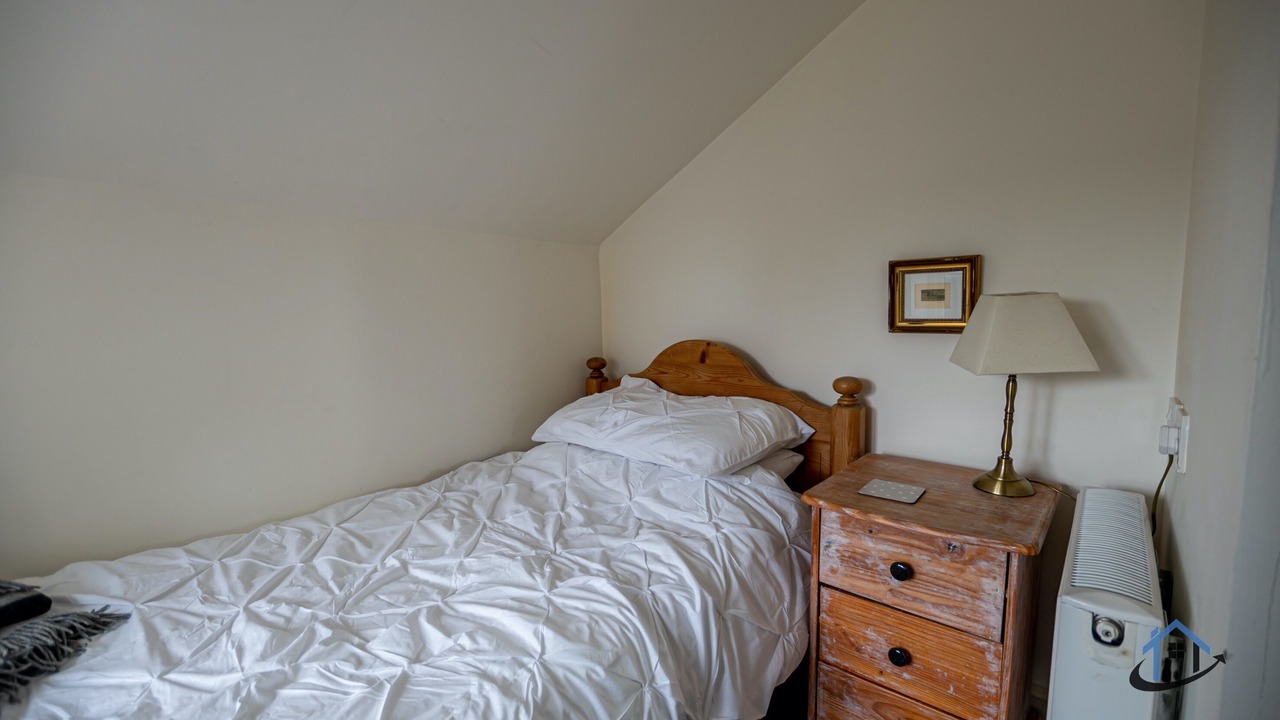 Photo of Bedroom in Caldecott