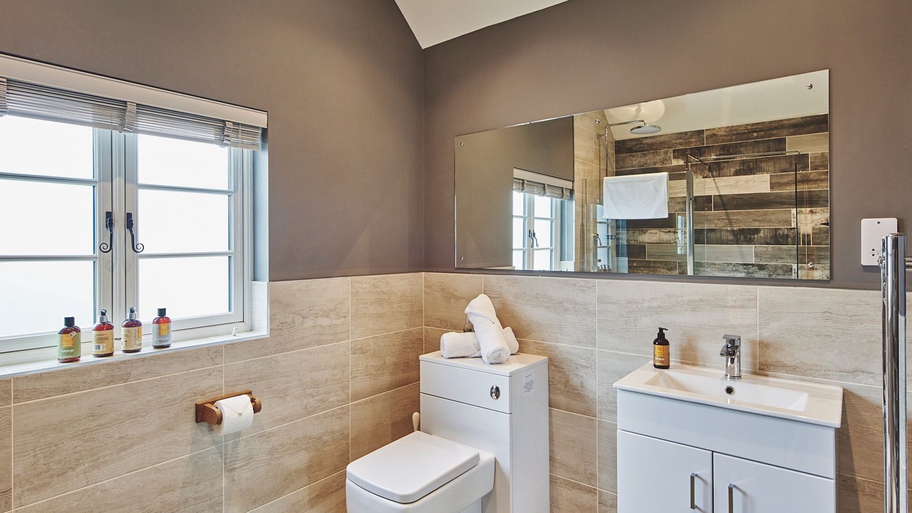 Photo of Bedroom in Shrawley