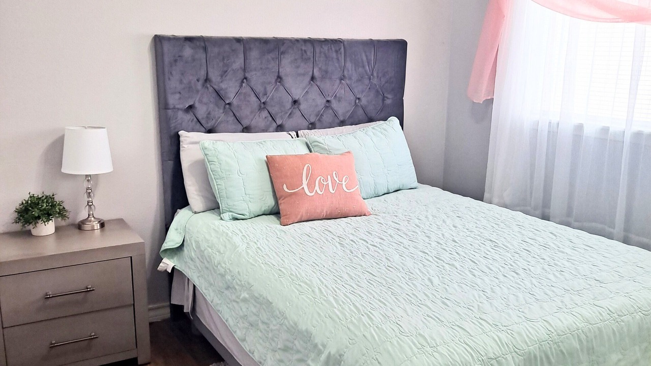 Photo of Bedroom in South Side