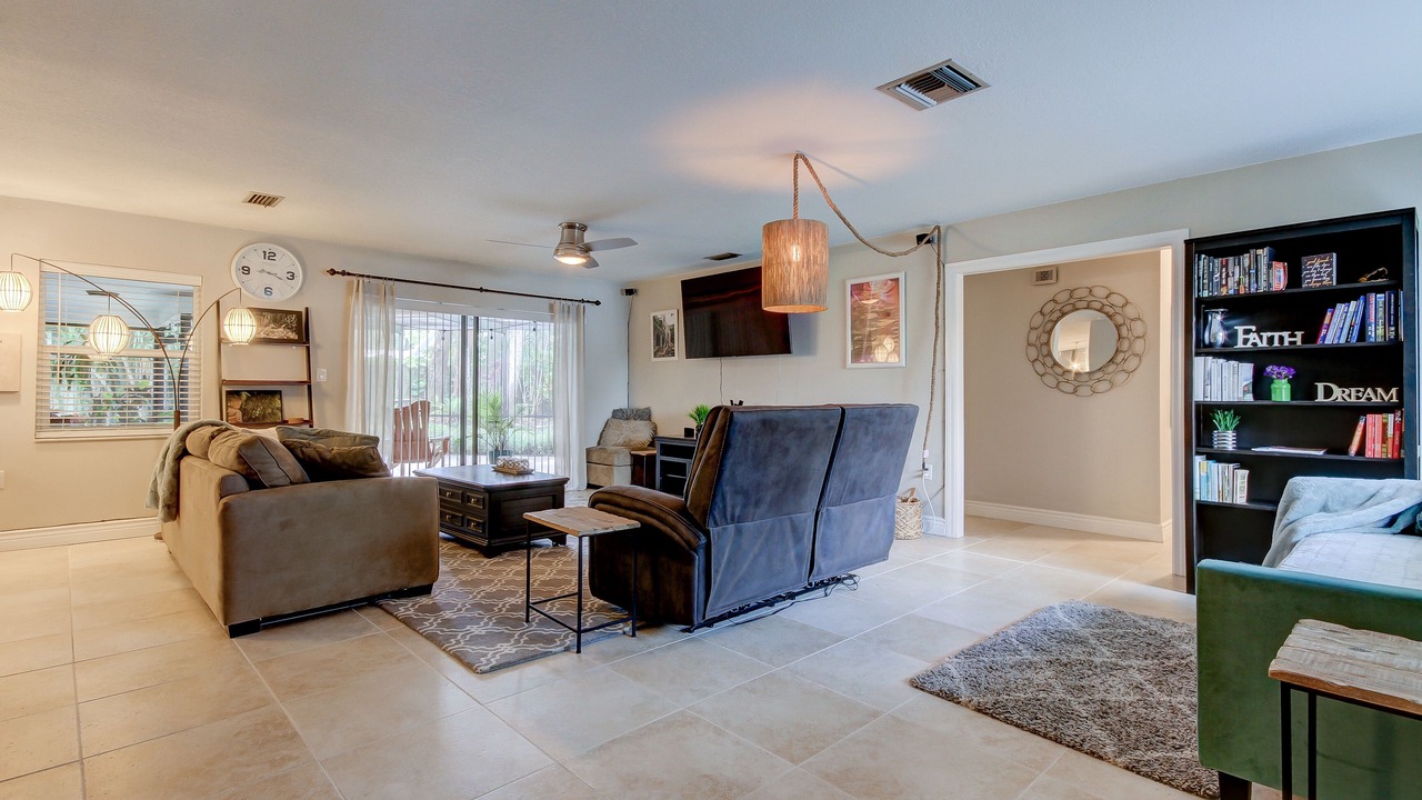 Photo of Bedroom in Safety Harbor