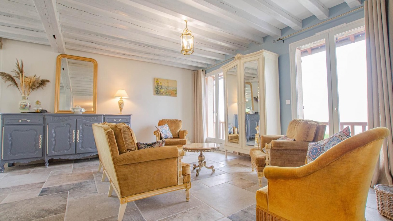 Photo of Livingroom in Loches-sur-Ource