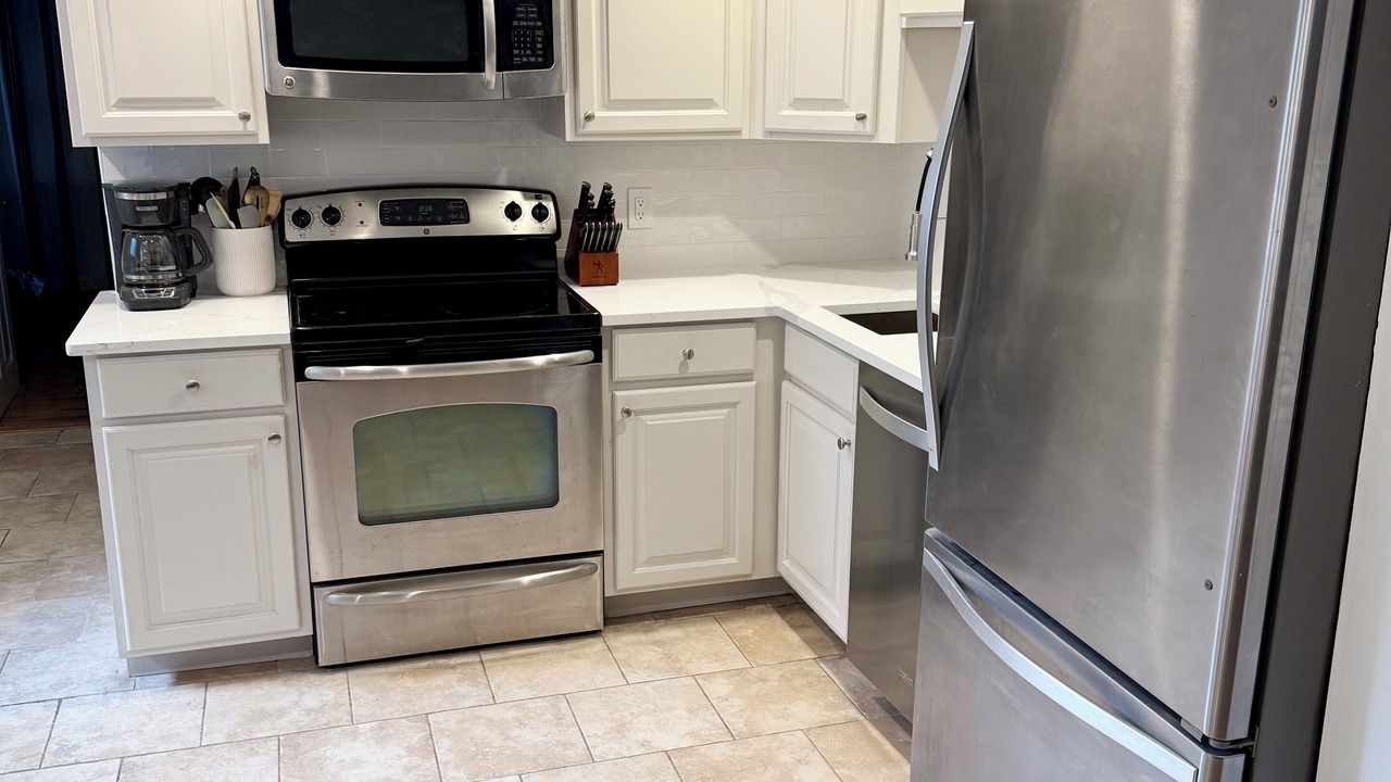 Photo of Kitchen in Thompson Square - Bunker Hill