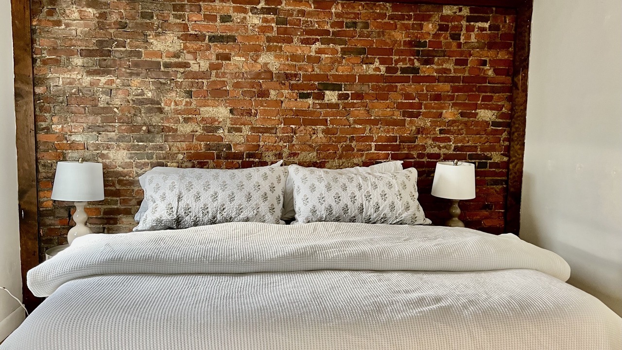 Photo of Bedroom in Thompson Square - Bunker Hill