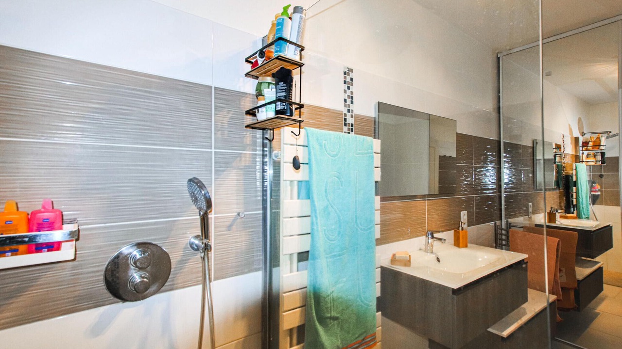 Photo of Bathroom in Saint-Gervais-sur-Roubion