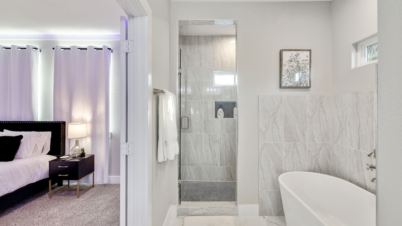 Photo of Bathroom in Cedar Crest