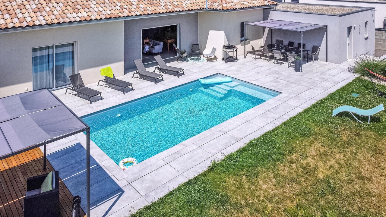 Photo of Outdoor in Pont-Eveque