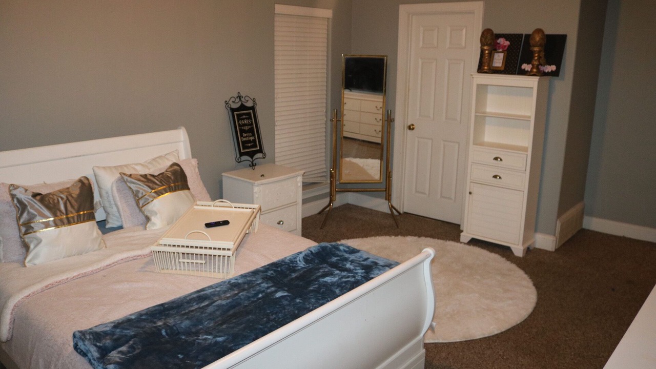 Photo of Bedroom in Lakes of Forest Hill