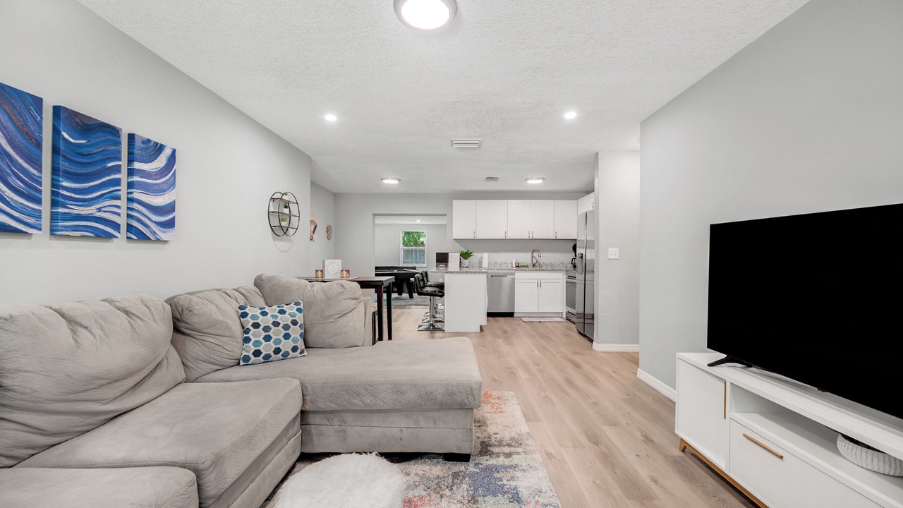 Photo of Livingroom in Seminole