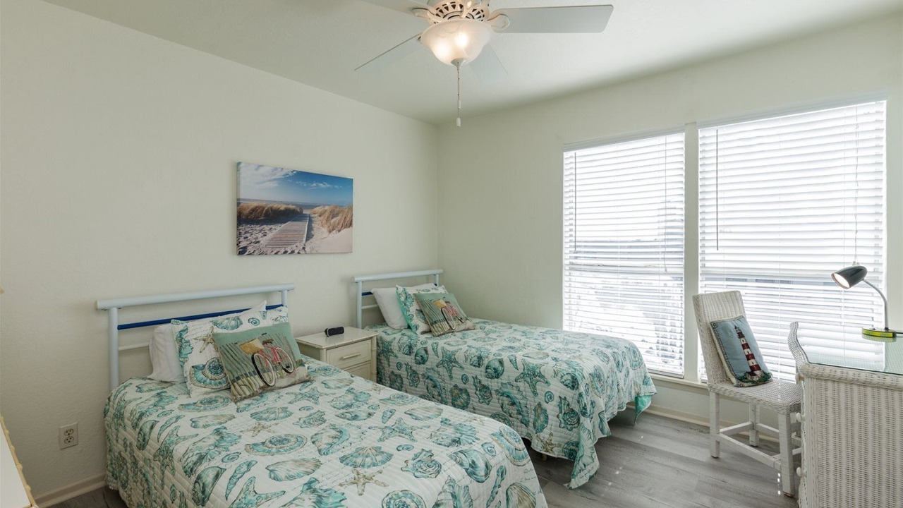 Photo of Others in Sailhouse