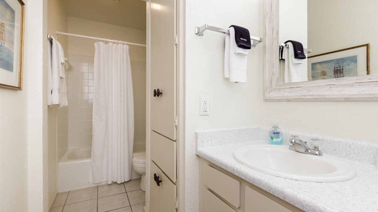 Photo of Bathroom in Sailhouse