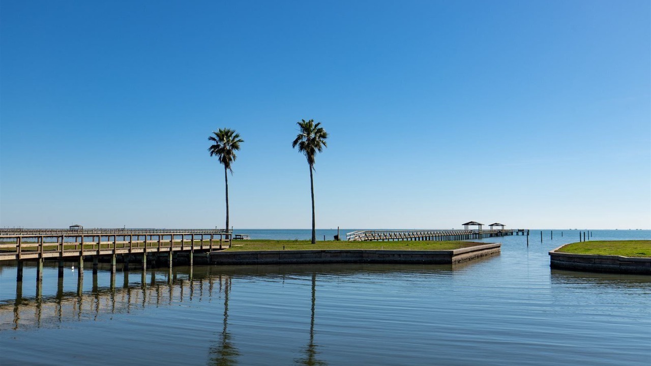 Photo of Others in Sailhouse