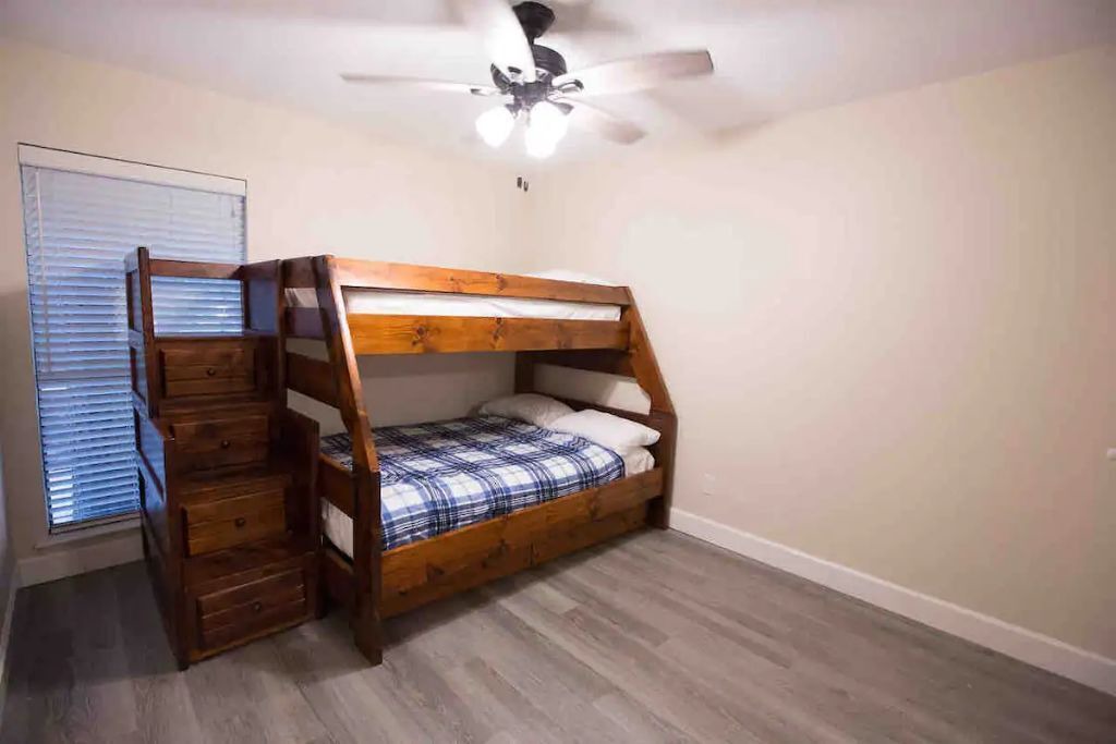 Photo of Bedroom in Walden on Lake Conroe