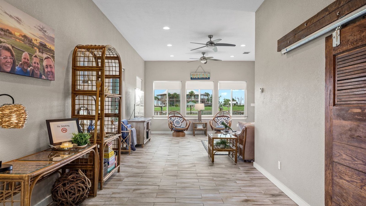 Photo of Livingroom in Rockport