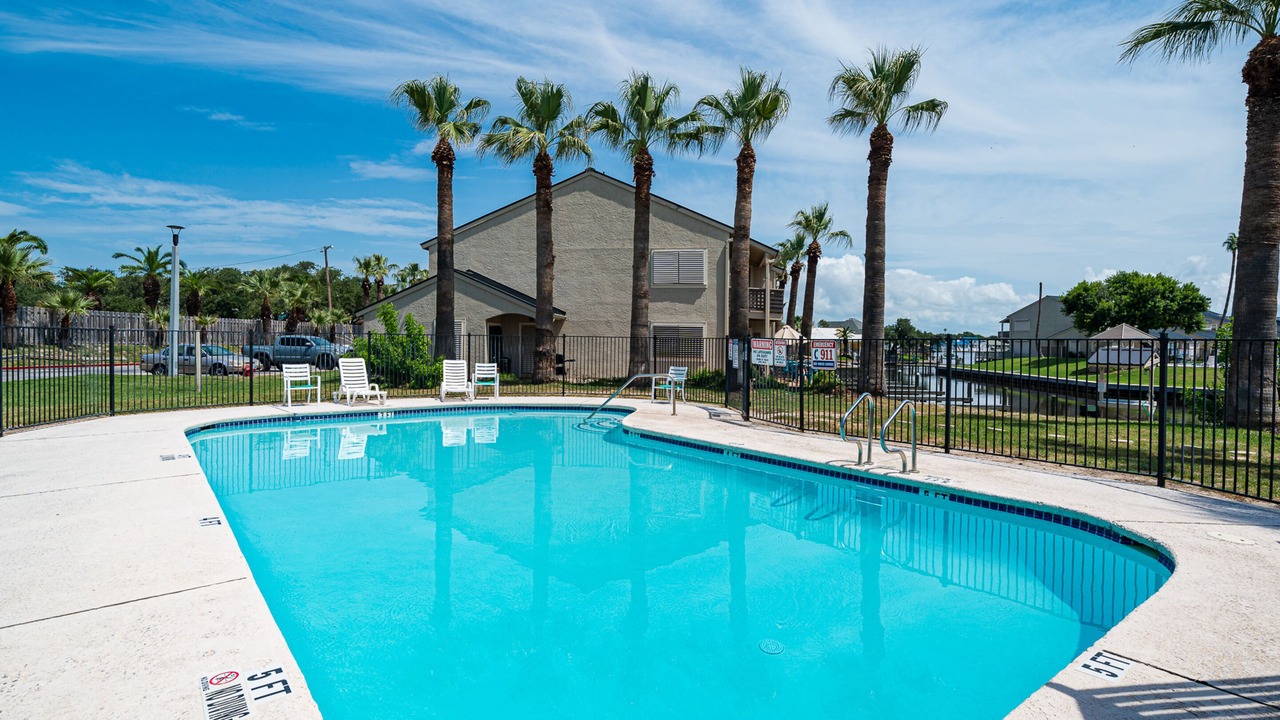 Photo of Outdoor in Harbor Oaks