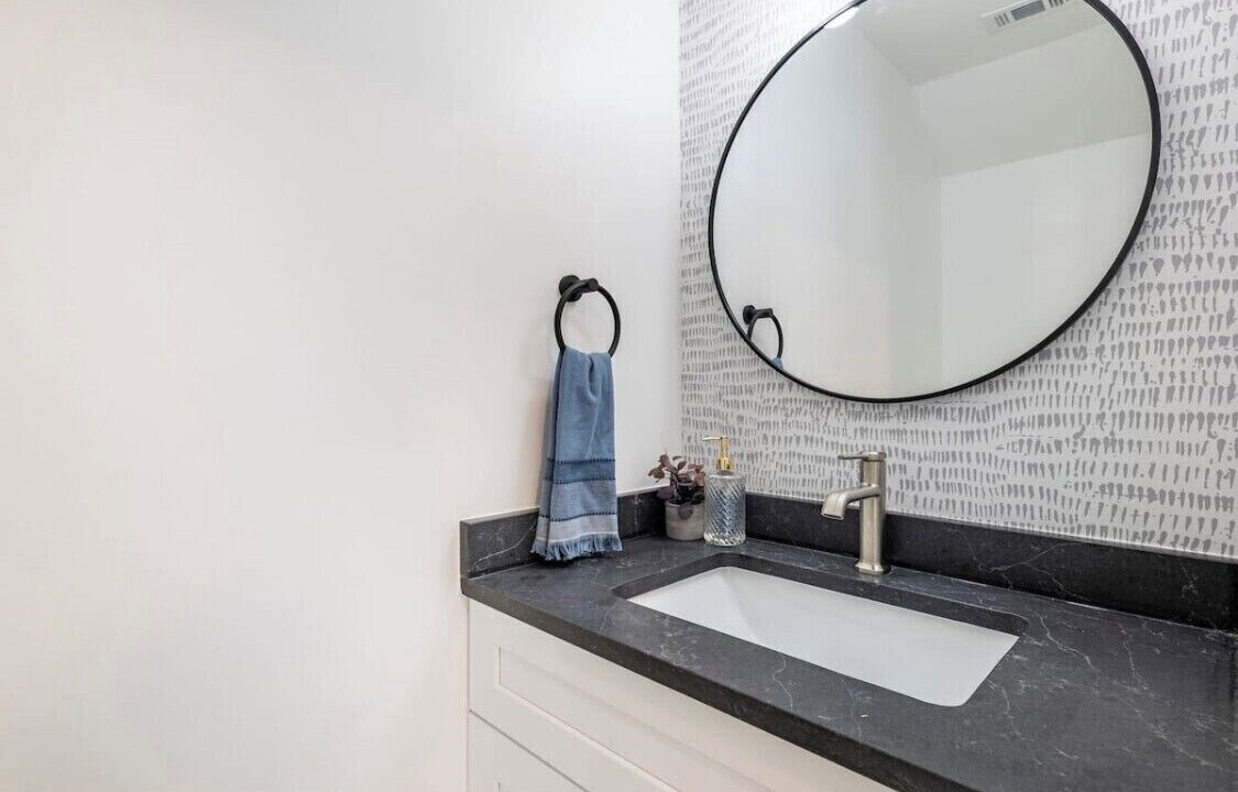 Photo of Bathroom in East Riverside - Oltorf