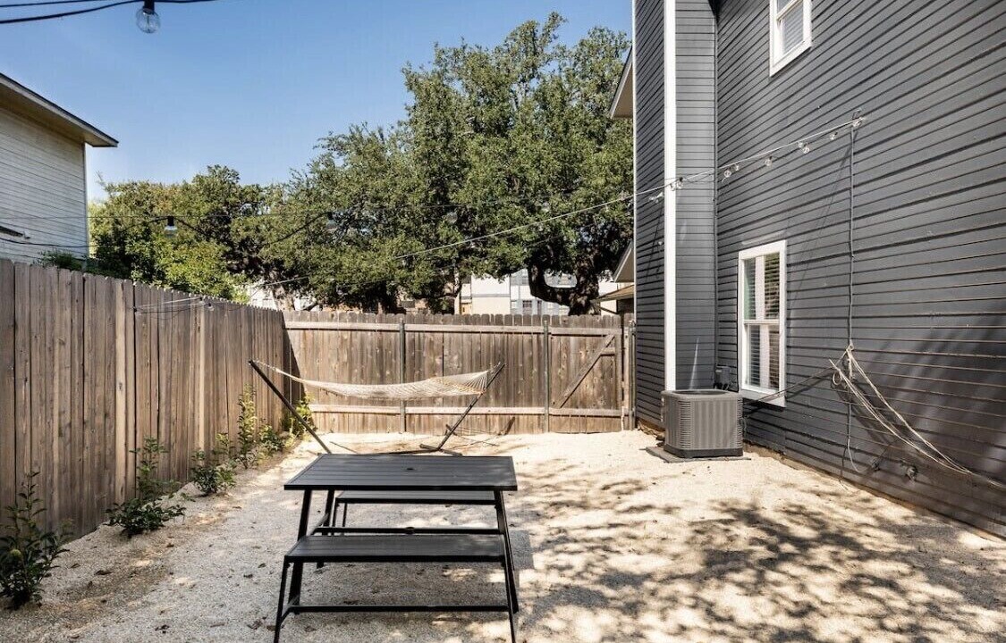 Photo of Outdoor in East Riverside - Oltorf