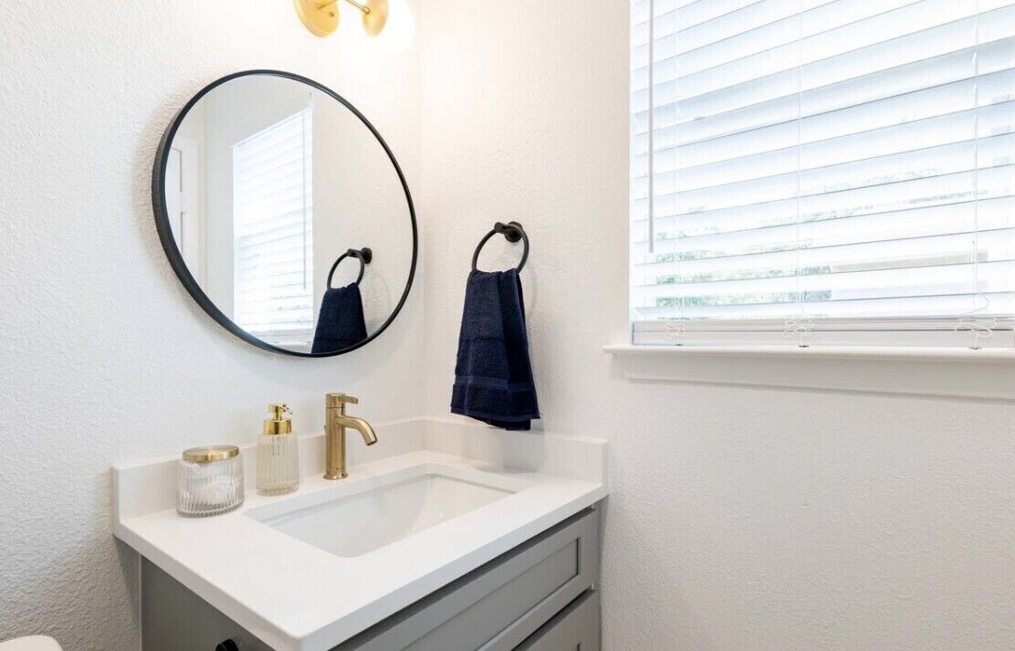 Photo of Bathroom in East Riverside - Oltorf