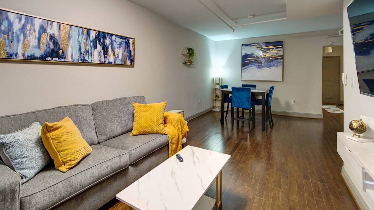 Photo of Livingroom in Fells Point