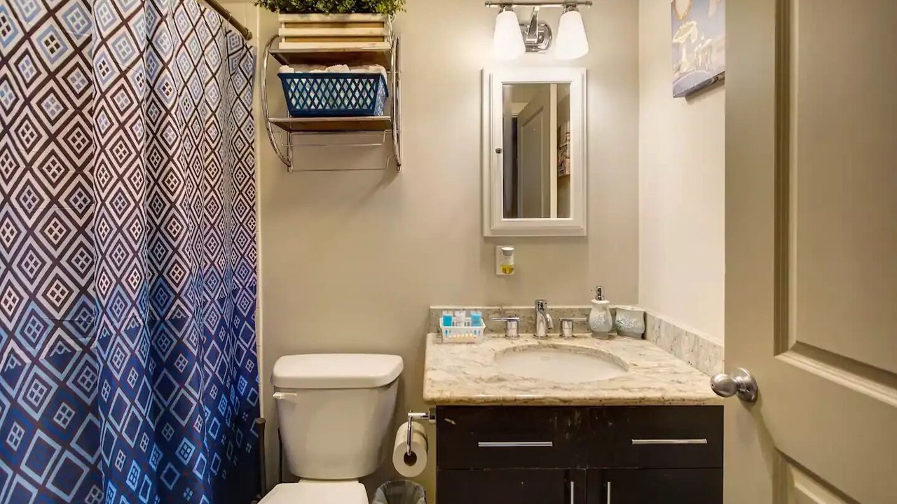 Photo of Bathroom in Fells Point