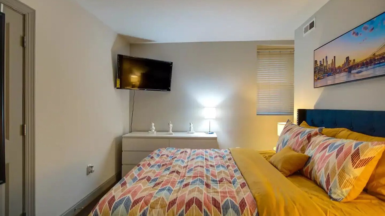 Photo of Bedroom in Fells Point