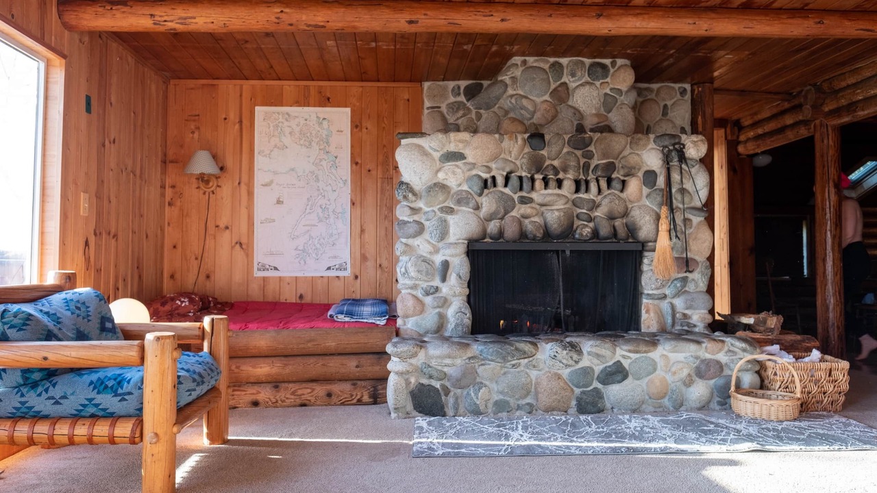 Photo of Livingroom in Belfair