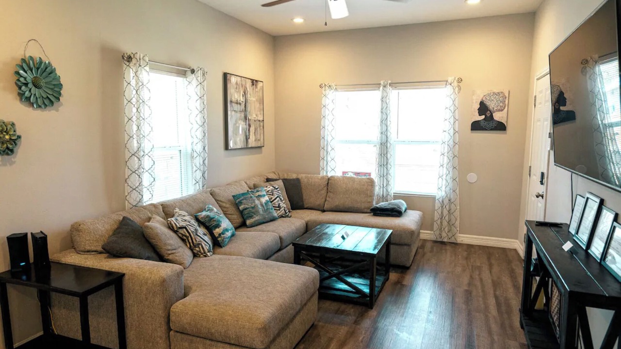 Photo of Livingroom in Denver Heights