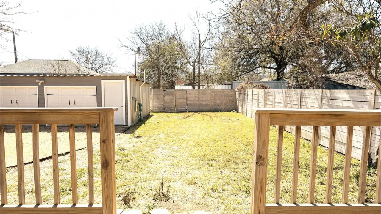 Photo of Outdoor in Denver Heights