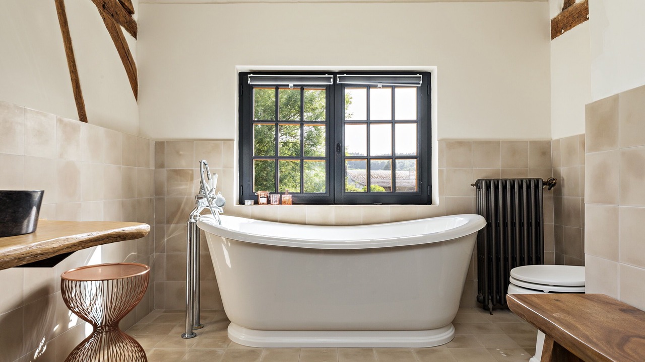 Photo of Bathroom in Menesqueville