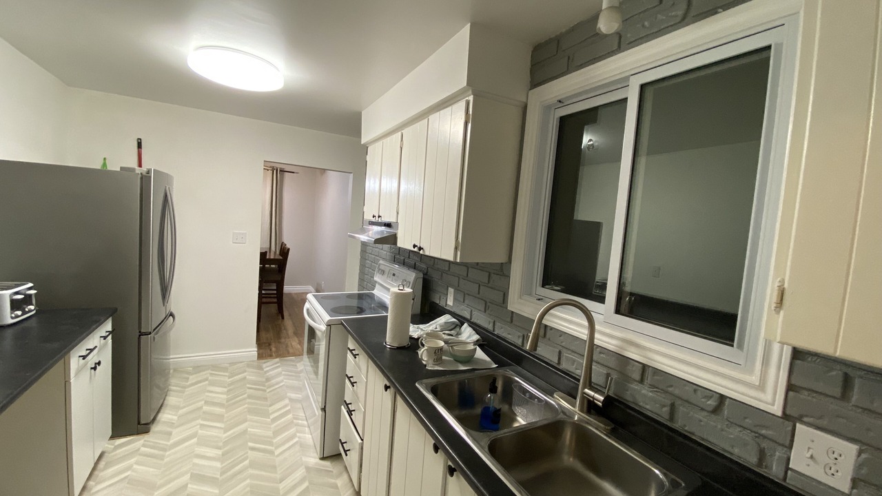 Photo of Kitchen in Amherstview