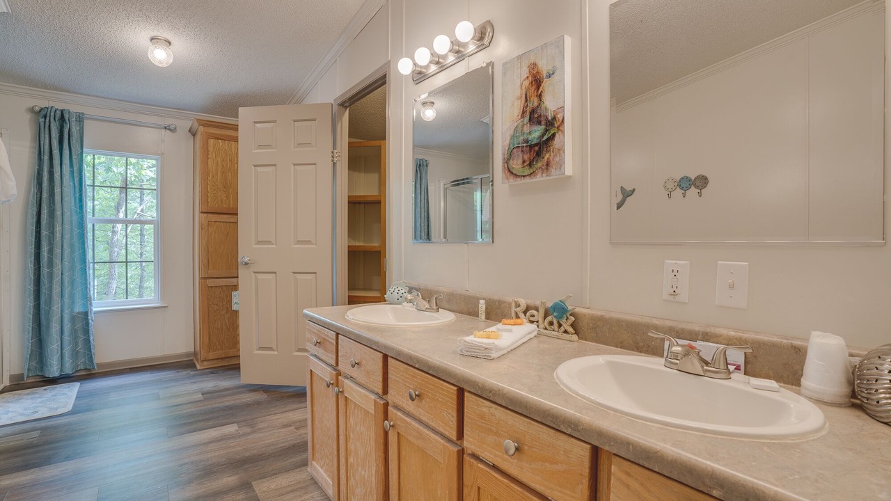 Photo of Bathroom in Royal