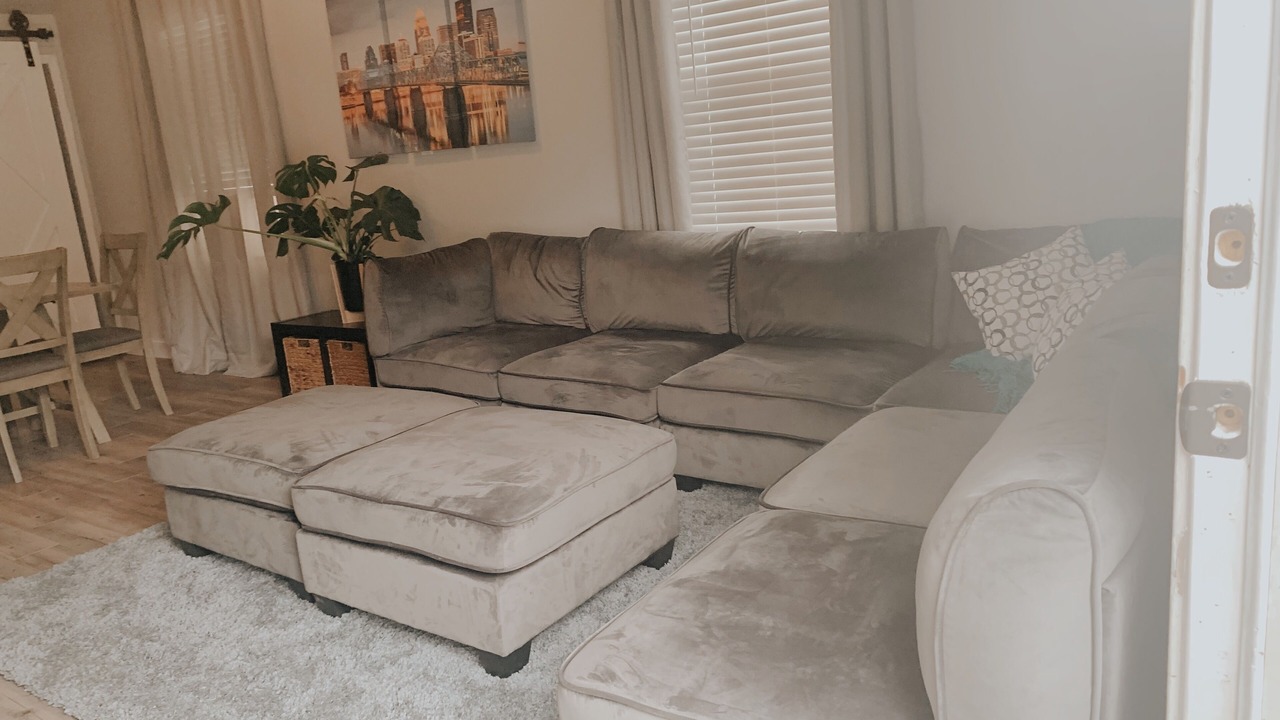Photo of Livingroom in Jeffersonville