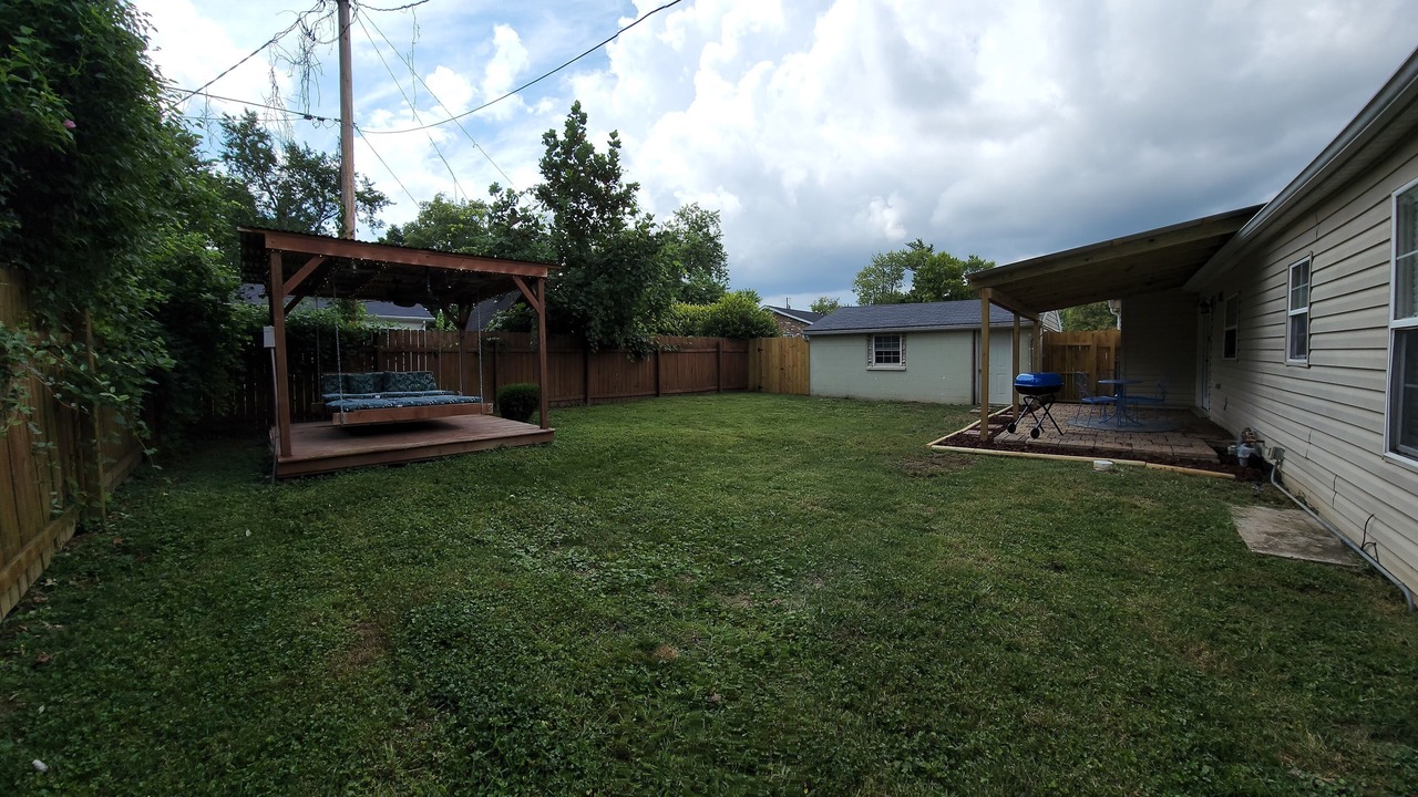 Photo of Patio Balcony in Jeffersonville