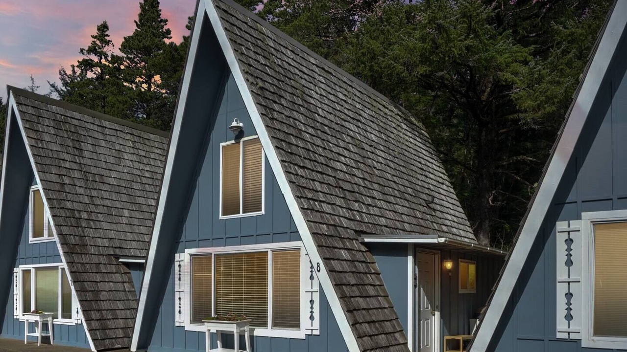 Photo of Others in Otter Rock